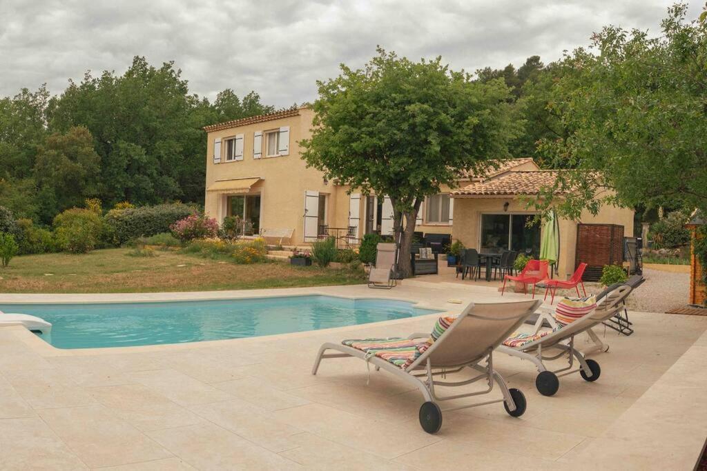 Villa Calme Avec Piscine A Greoux Exterior foto