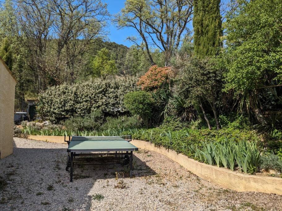 Villa Calme Avec Piscine A Greoux Exterior foto